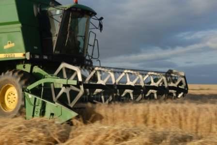 John Deere Combine